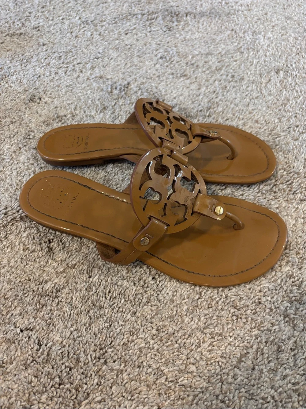 Tory Burch miller Tan Leather Logo Thong Sandal 9